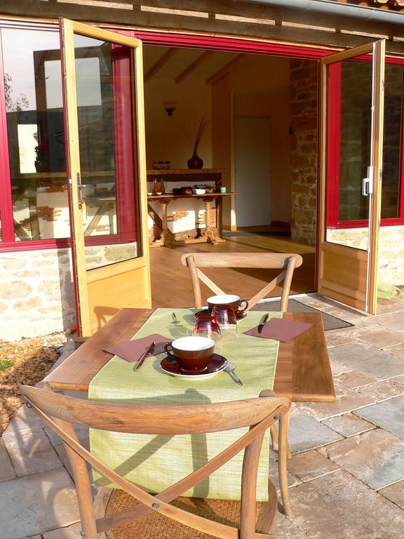 Le Manoir Du Pas Jahan Coueron Номер фото