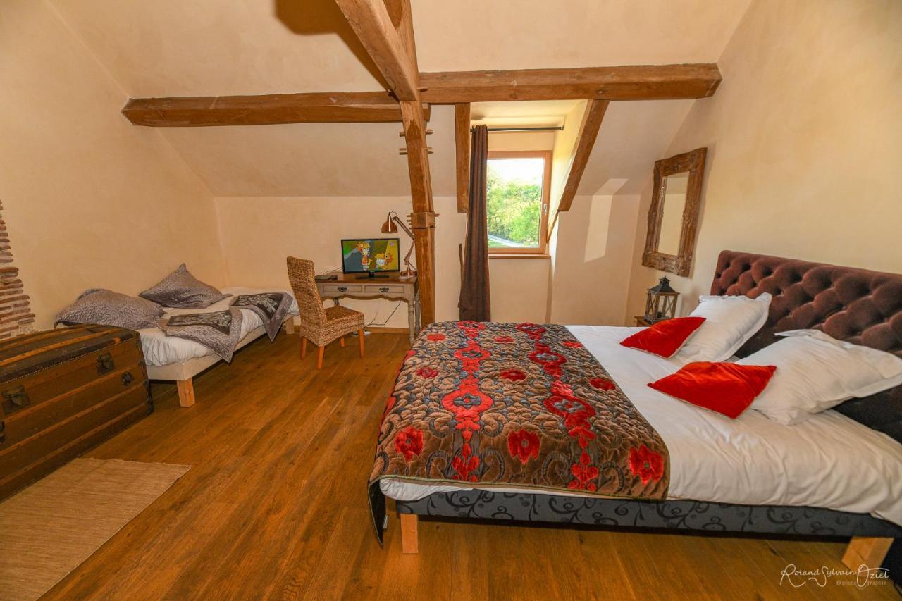 Le Manoir Du Pas Jahan Coueron Екстер'єр фото