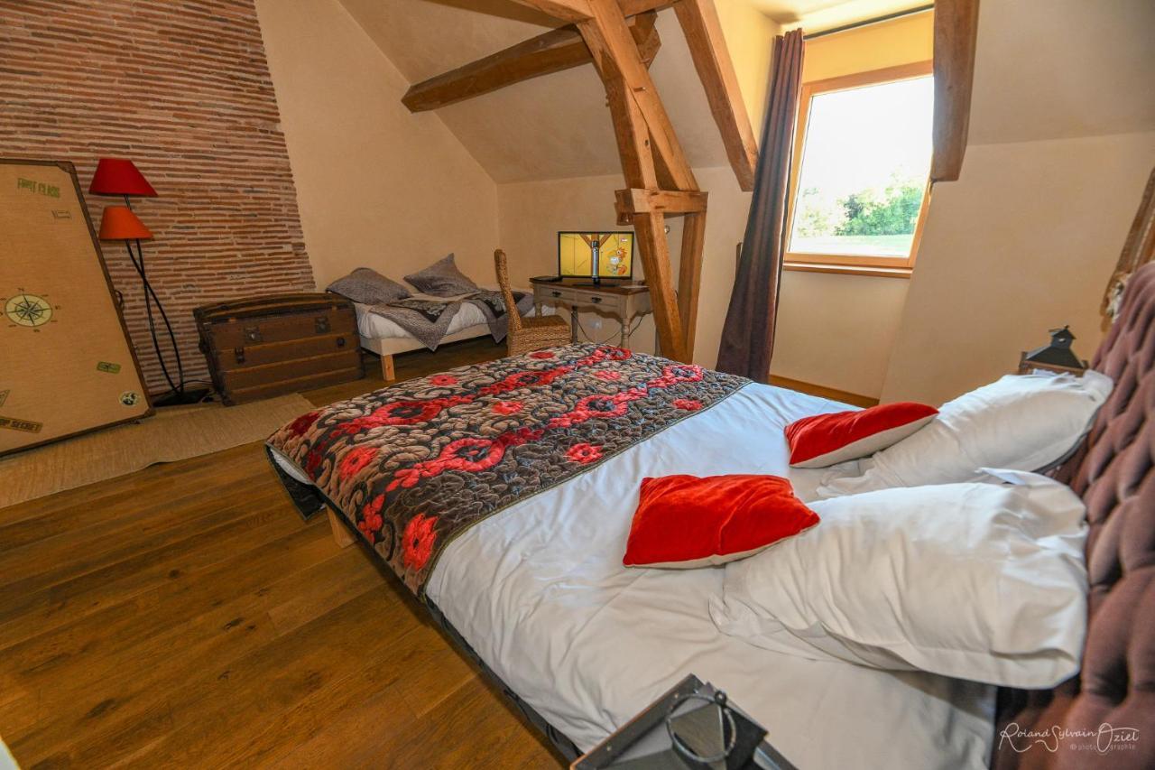 Le Manoir Du Pas Jahan Coueron Екстер'єр фото